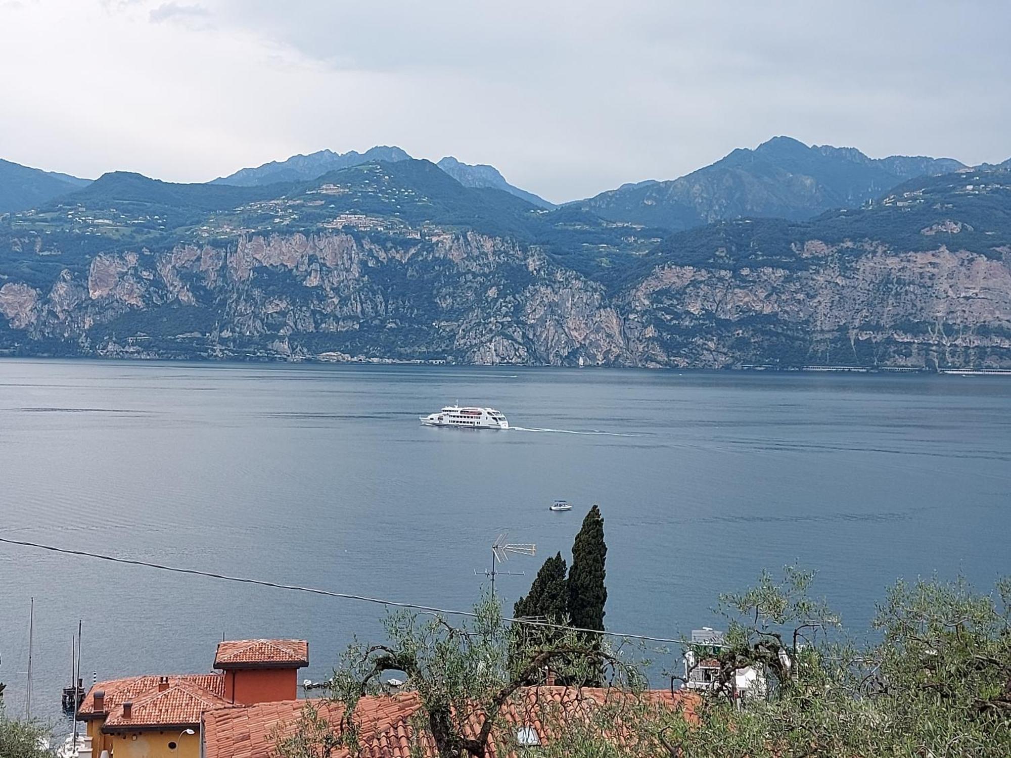 Appartamenti Casa San Nicolo Malcesine Pokoj fotografie